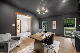 5642 Pine Forest Rd, Houston, TX 77056 - Photo 7