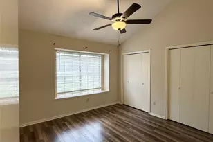 8952 Wilcrest Dr, Houston, TX 77099 - Photo 7