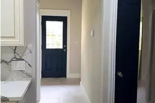 4313 Polk St, Houston, TX 77023 - Photo 9