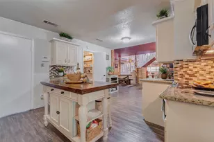 511 Chateau Woods Pkwy Dr, Conroe, TX 77385 - Photo 17