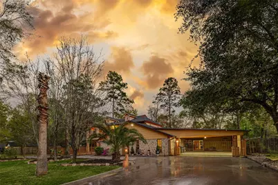 511 Chateau Woods Parkway Drive, Conroe, TX 77385 - Photo 3