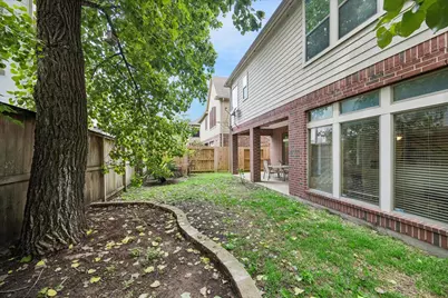 911 Vaulted Oak Street, Houston, TX 77008 - Photo 23