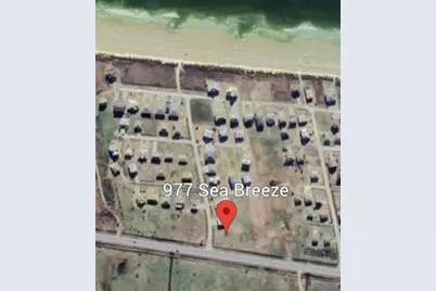 977 Sea Breeze, Crystal Beach, TX 77650 - Photo 5