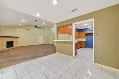 8219 Winding Meadow Court, Houston, TX 77040 - Photo 11