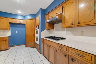 8219 Winding Meadow Court, Houston, TX 77040 - Photo 15