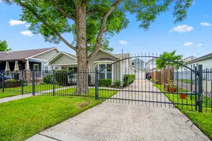 829 E 27th St, Houston, TX 77009 - Photo 35