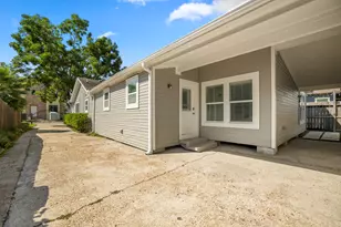 829 E 27th St, Houston, TX 77009 - Photo 27