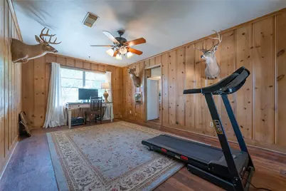 1733 Creek Drive, Houston, TX 77055 - Photo 15