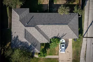 1733 Creek Dr, Houston, TX 77055 - Photo 5