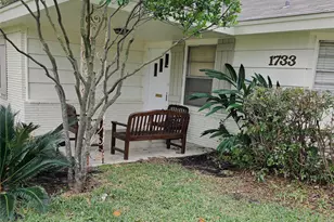 1733 Creek Dr, Houston, TX 77055 - Photo 7
