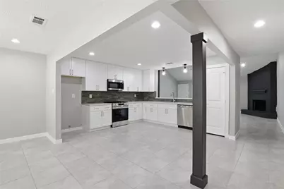 2015 Stoney Court, Spring, TX 77373 - Photo 5