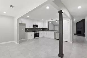 2015 Stoney Ct, Spring, TX 77373 - Photo 5