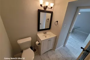 8046 Ellinger Ln, Houston, TX 77040 - Photo 13