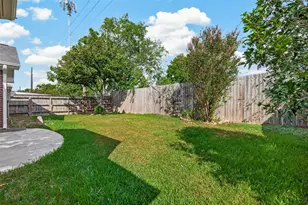 13418 Creek Springs Dr, Houston, TX 77083 - Photo 35