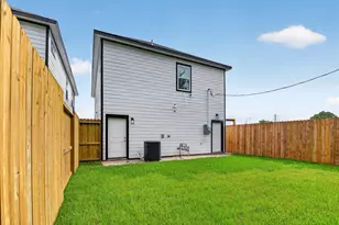 3434 Sunbeam St, Houston, TX 77051 - Photo 31