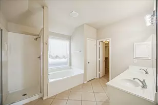 25607 Crisp Spring Ln, Spring, TX 77373 - Photo 19
