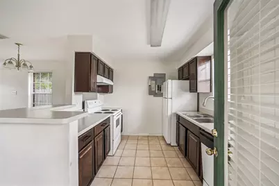 10007 Emerald Creek Drive, Houston, TX 77070 - Photo 7