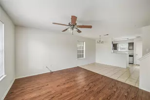 10007 Emerald Creek Dr, Houston, TX 77070 - Photo 5