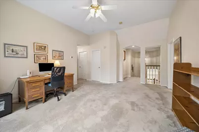 30 N Dragonwood Place, The Woodlands, TX 77381 - Photo 19