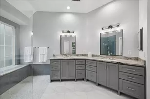 30 N Dragonwood Pl, The Woodlands, TX 77381 - Photo 15