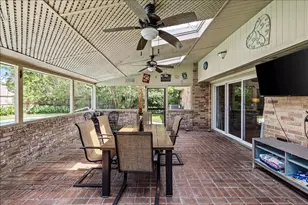 404 Inwood Dr, Friendswood, TX 77546 - Photo 33