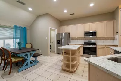 175 N Wimberly Way, Conroe, TX 77385 - Photo 7