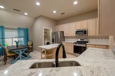 175 N Wimberly Way, Conroe, TX 77385 - Photo 9