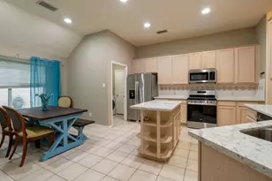 175 N Wimberly Way, Conroe, TX 77385 - Photo 7