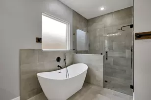 110 Bermuda Cir, Montgomery, TX 77356 - Photo 25