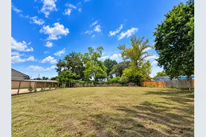 608 Ester Street, Dayton, TX 77535 - Photo 3