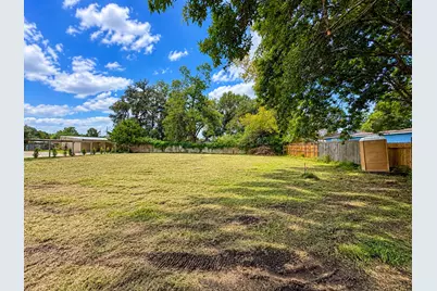608 Ester Street, Dayton, TX 77535 - Photo 5