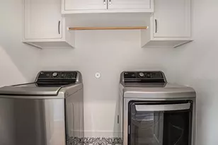 9209 Noel St, Houston, TX 77033 - Photo 17