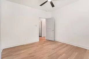 9209 Noel St, Houston, TX 77033 - Photo 23