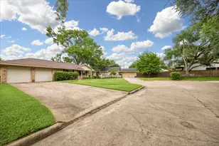 1607 Willowby Dr, Houston, TX 77008 - Photo 17