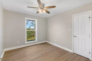 1614 13th St, Huntsville, TX 77340 - Photo 41