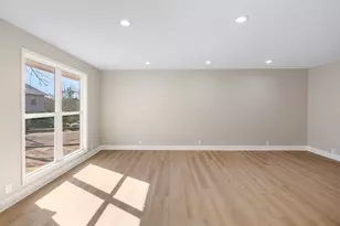 1614 13th St, Huntsville, TX 77340 - Photo 13