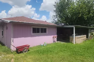937 Vivian Ave, Pasadena, TX 77506 - Photo 3