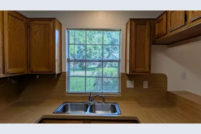 3102 E Heatherock Circle, Sugar Land, TX 77479 - Photo 5