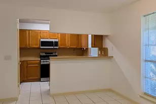 3102 E Heatherock Cir, Sugar Land, TX 77479 - Photo 7