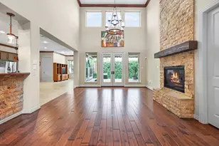 1826 Jade Hollow Ln, Houston, TX 77077 - Photo 17