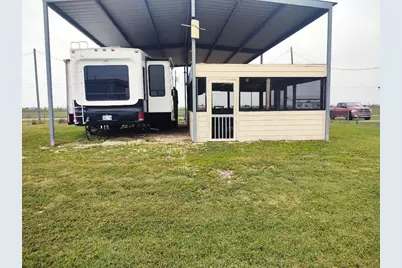 1705 County Road 299, Sargent, TX 77414 - Photo 5