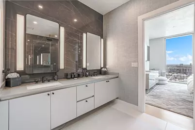1711 Allen Parkway #2704, Houston, TX 77019 - Photo 15