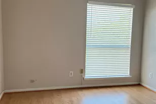 2814 S Bartell Dr, Houston, TX 77054 - Photo 9