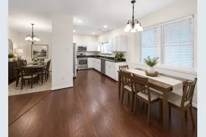 18 Dover Drive, Conroe, TX 77304 - Photo 13