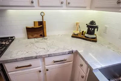 1611 McDonald Street, Houston, TX 77007 - Photo 7