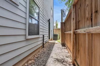 961 Saint Augustine Street, Houston, TX 77023 - Photo 29