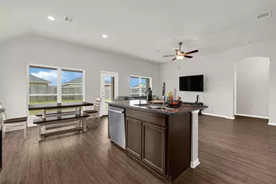 8216 Tourmaline Way, Texas City, TX 77591 - Photo 11