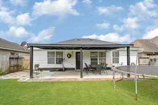 3902 Cary Creek Dr, Baytown, TX 77521 - Photo 17