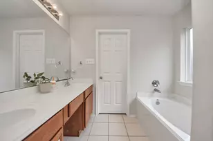 22226 Guston Hall Ln, Katy, TX 77449 - Photo 27