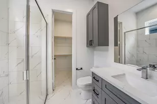 227 Willard St, Houston, TX 77006 - Photo 7